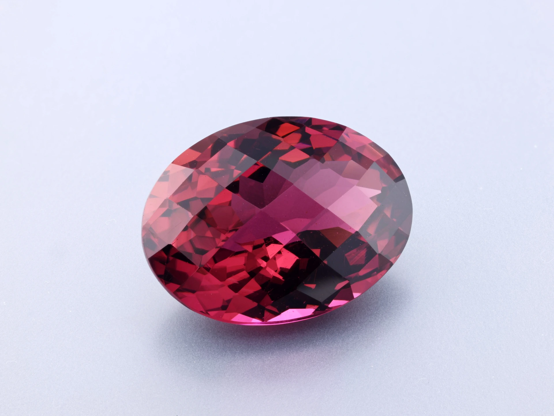 Pink Tourmaline 17.5x13mm Oval Chequerboard 