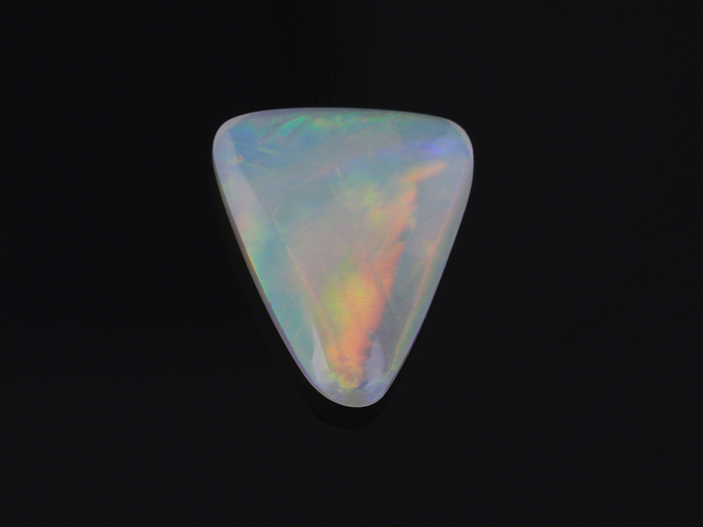 [NWEC0806X1] Crystal Opal 8.1x6.8mm Triangle