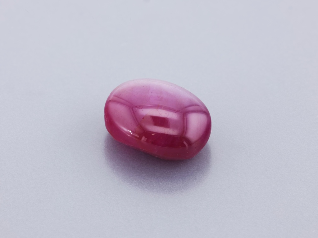 [RRVC0806X1] Star Ruby 8.4x6.4mm Oval Cabochon