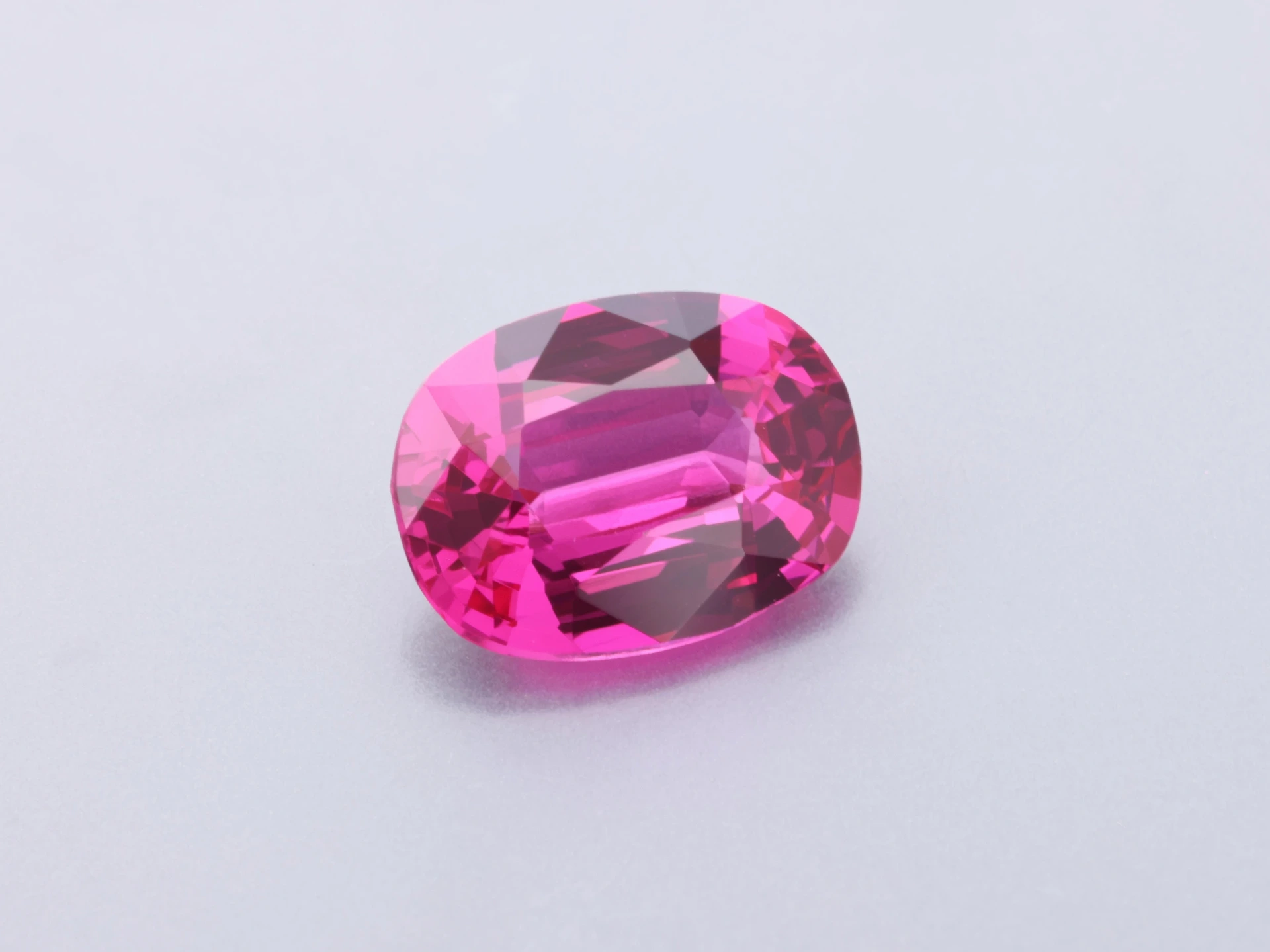 Spinel 7.4x5.6mm Oval Pink
