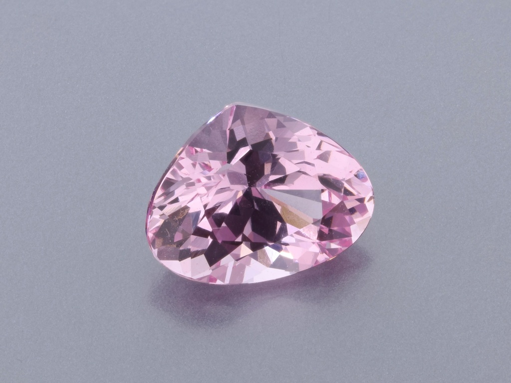 Spinel 6.9x5.4mm Pear Shape Light Pink