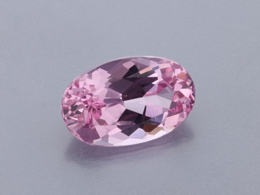 Spinel 8.3x5.4mm Oval Pink