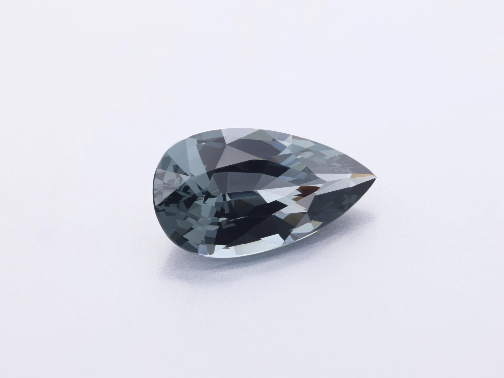 Spinel 11.7x6.5mm Pear Shape Grey