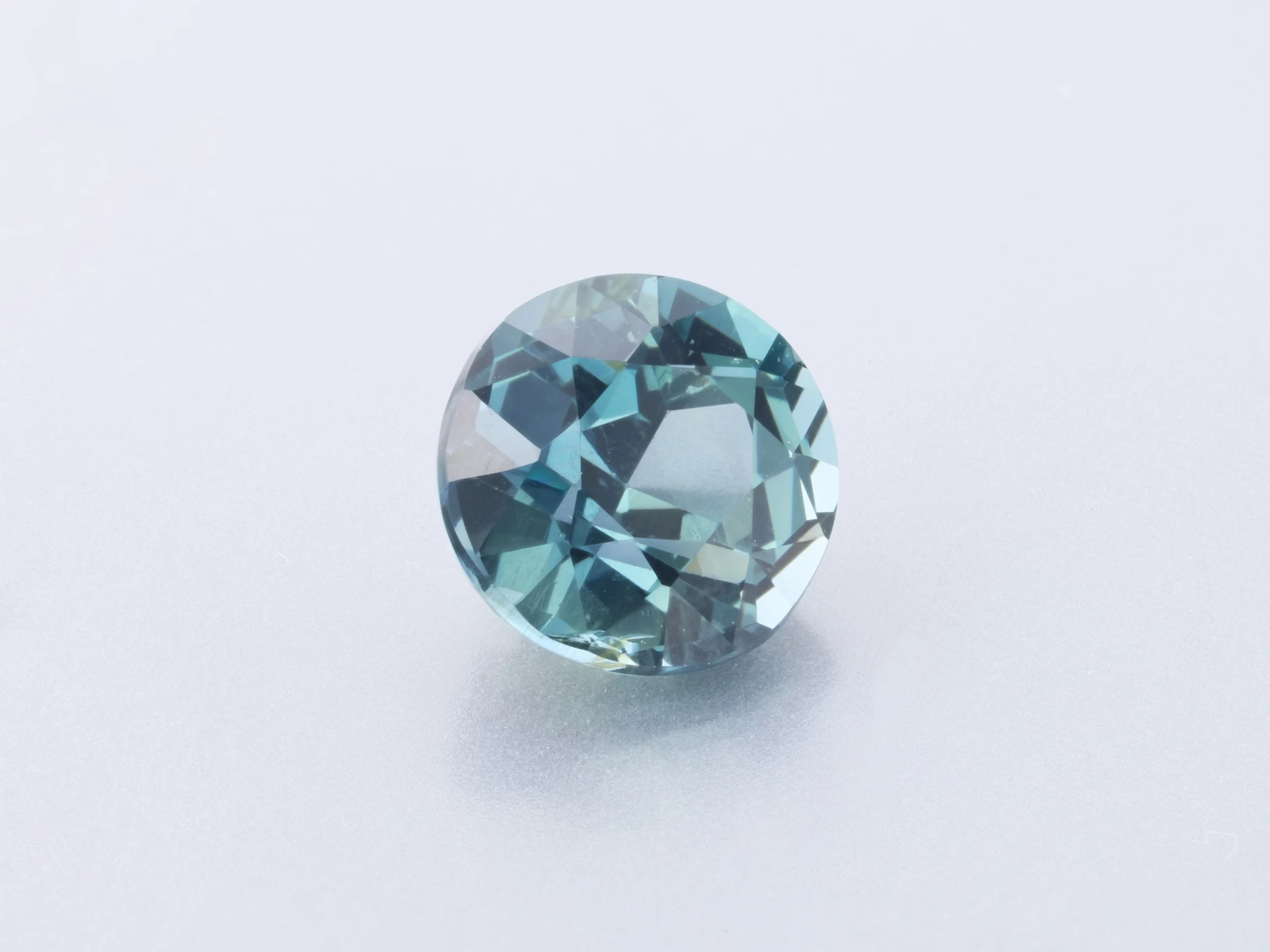 Sapphire 5.70mm Round Teal