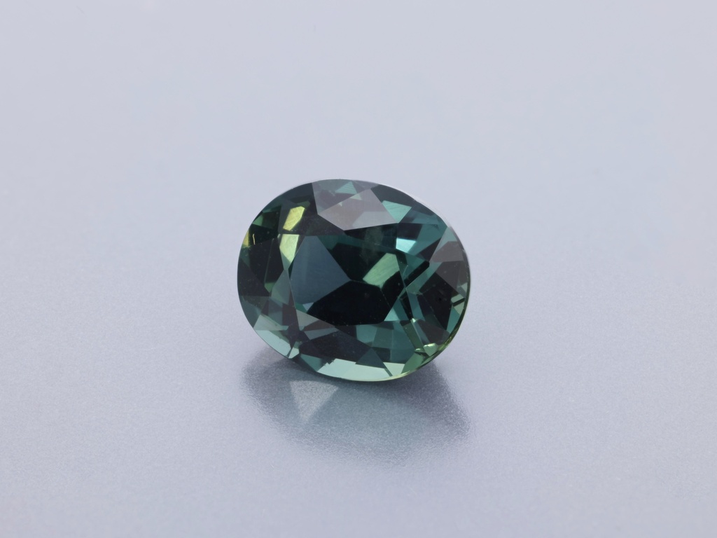 Sapphire 6.4x5.3mm Oval Teal