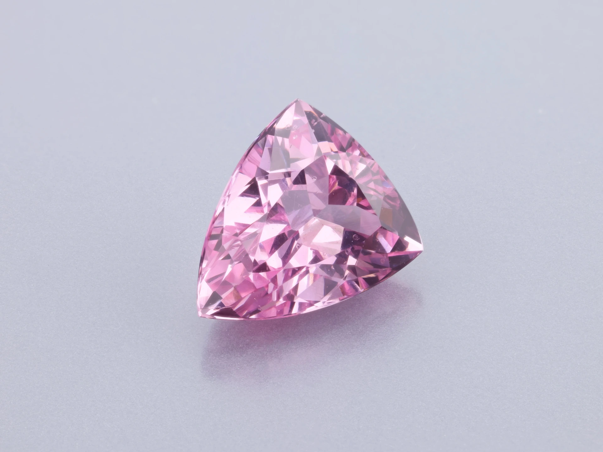 Spinel 8.5x7mm Trilliant Pink