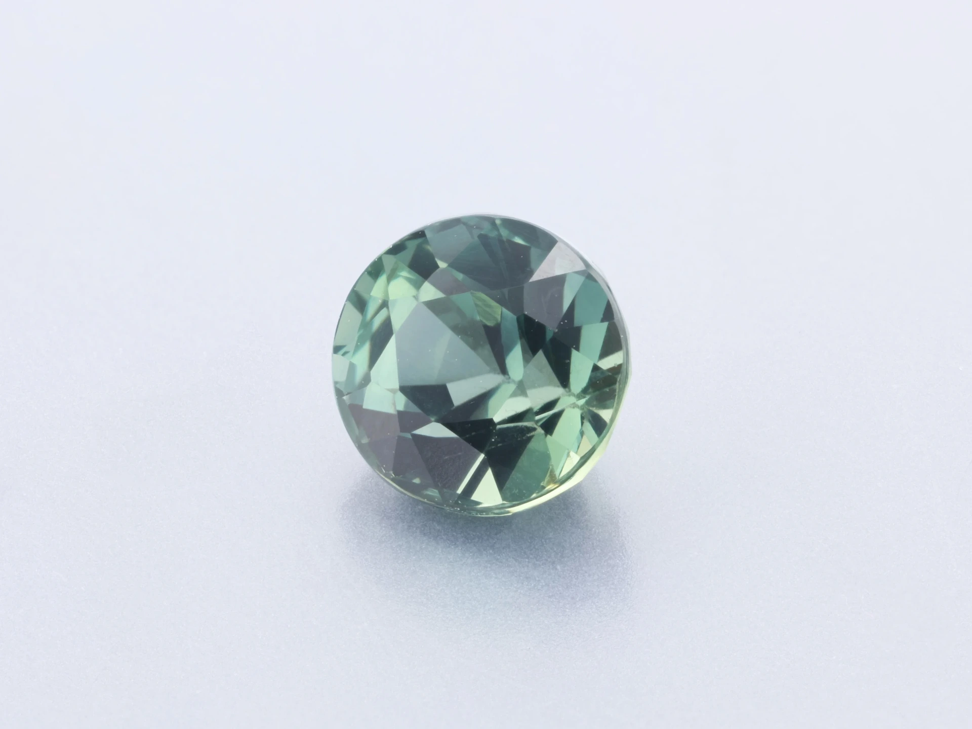 Sapphire 5.35mm +/- mm Round Teal