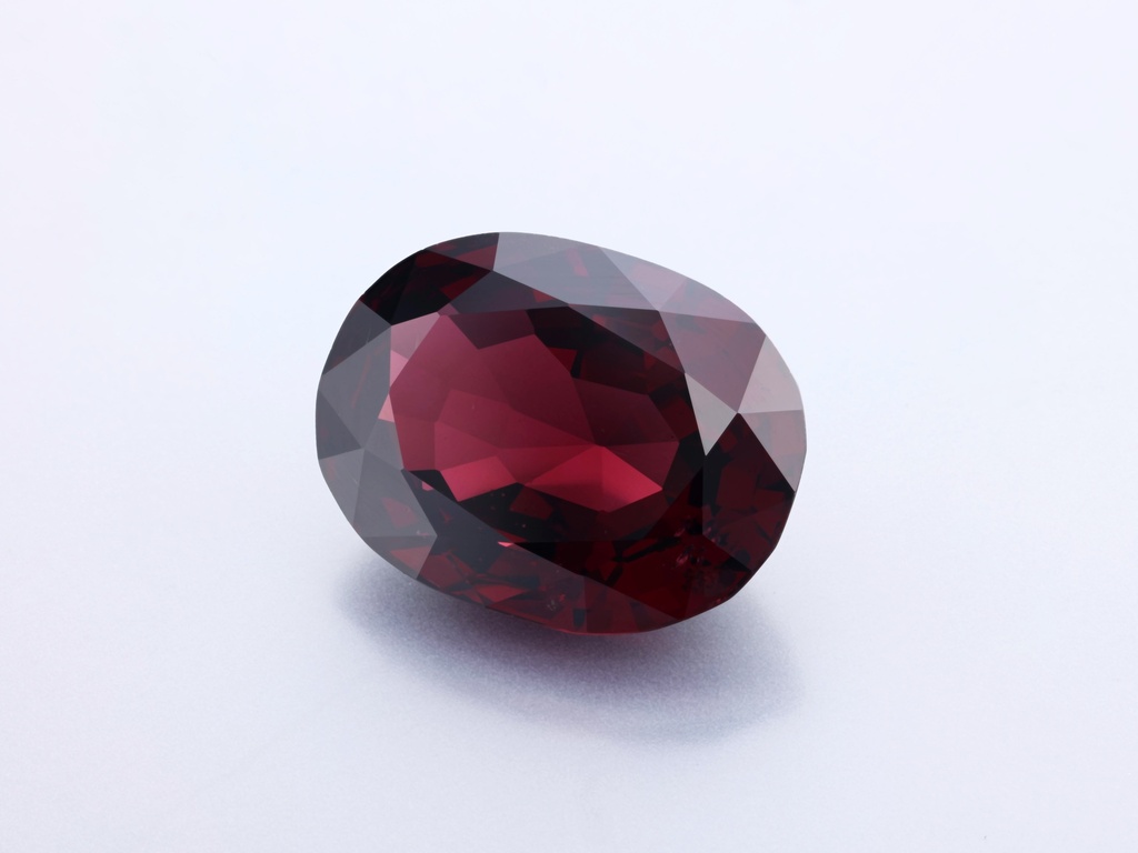 Almandine Garnet 15.9x12mm Oval