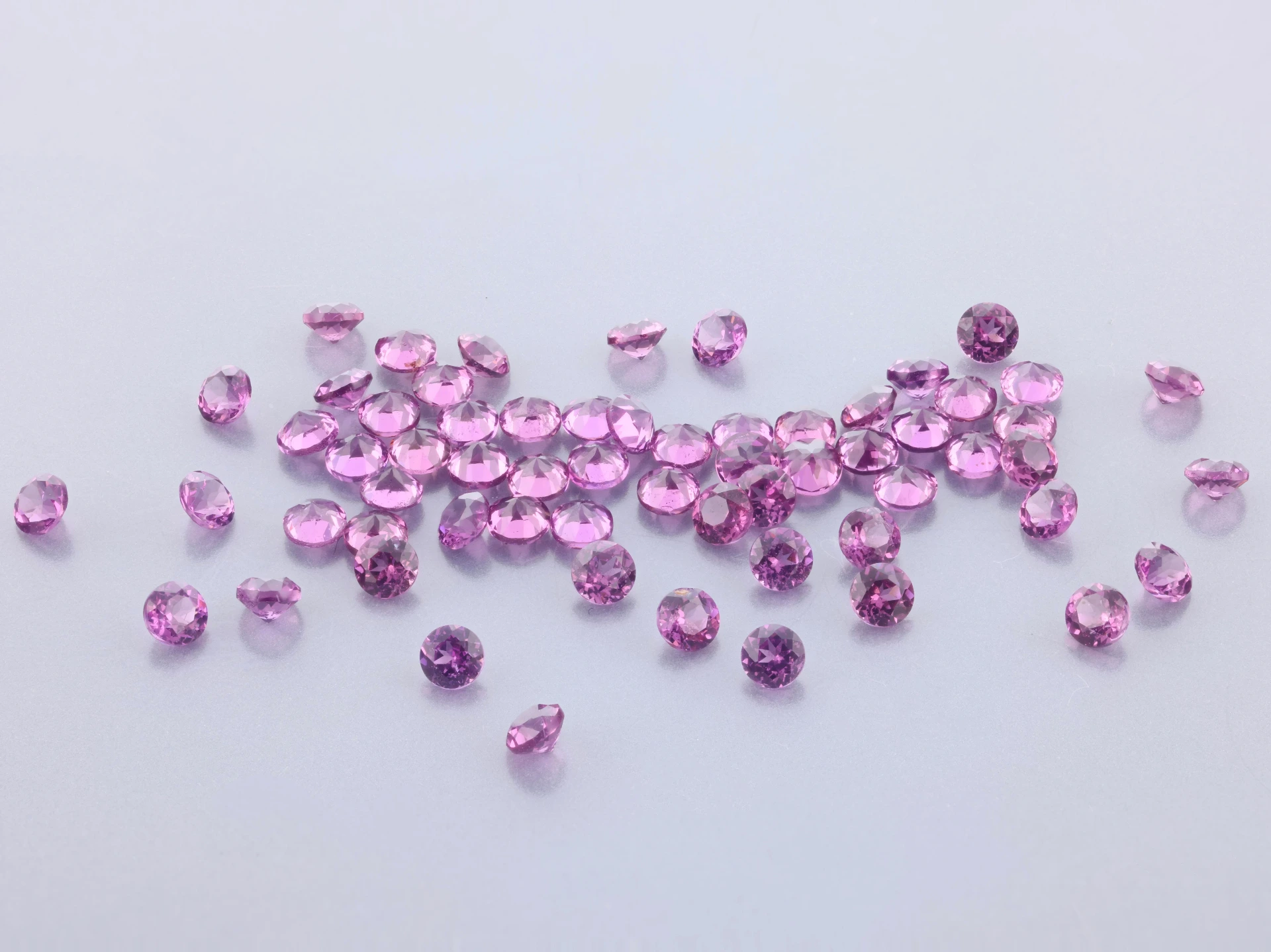 Rhodolite Garnet 1.75mm Round Diamond Cut