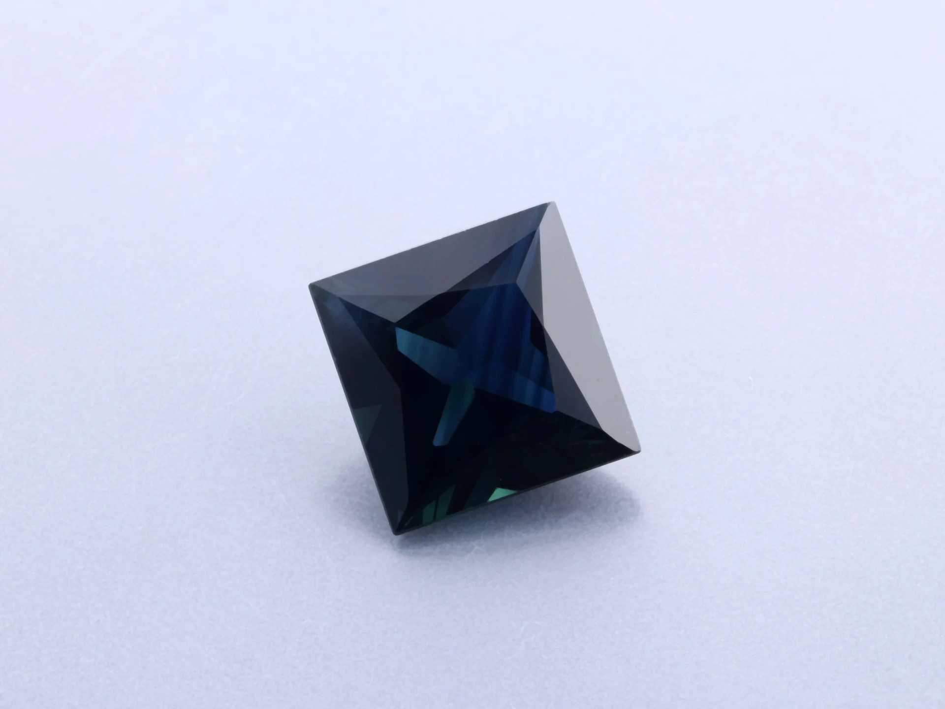 [SAQP0600X1] Australian Sapphire 6x5.9mm Princess Cut Dark Blue