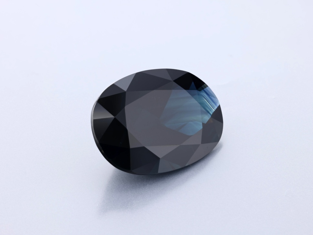 [SAVB1612X3] Australian Sapphire 16.60 x 12.00 x 6.30mm Oval Dark Blue