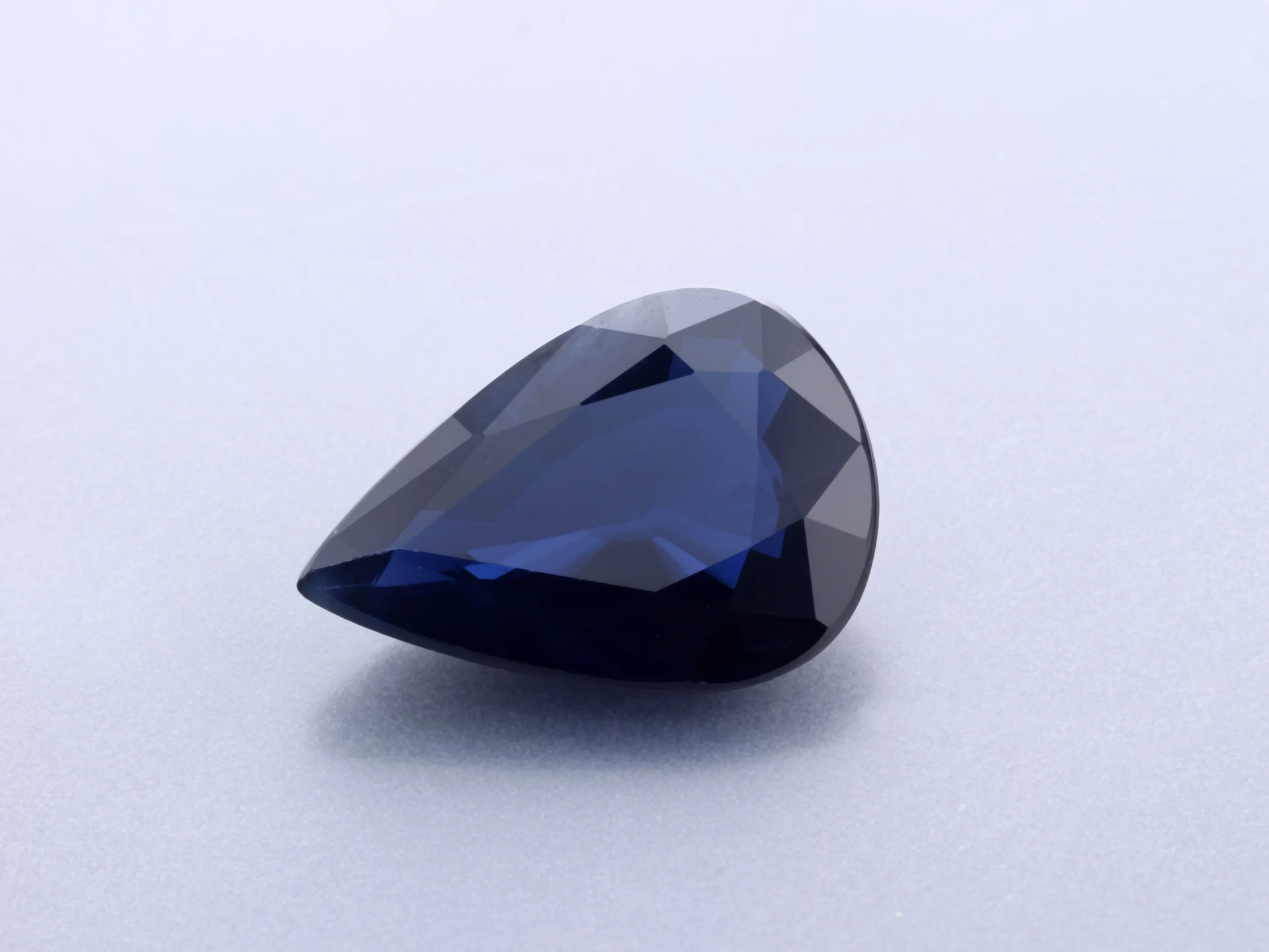 [SAPB0907X9] Australian Sapphire 9.3x6.5mm Pear Shape Dark Blue