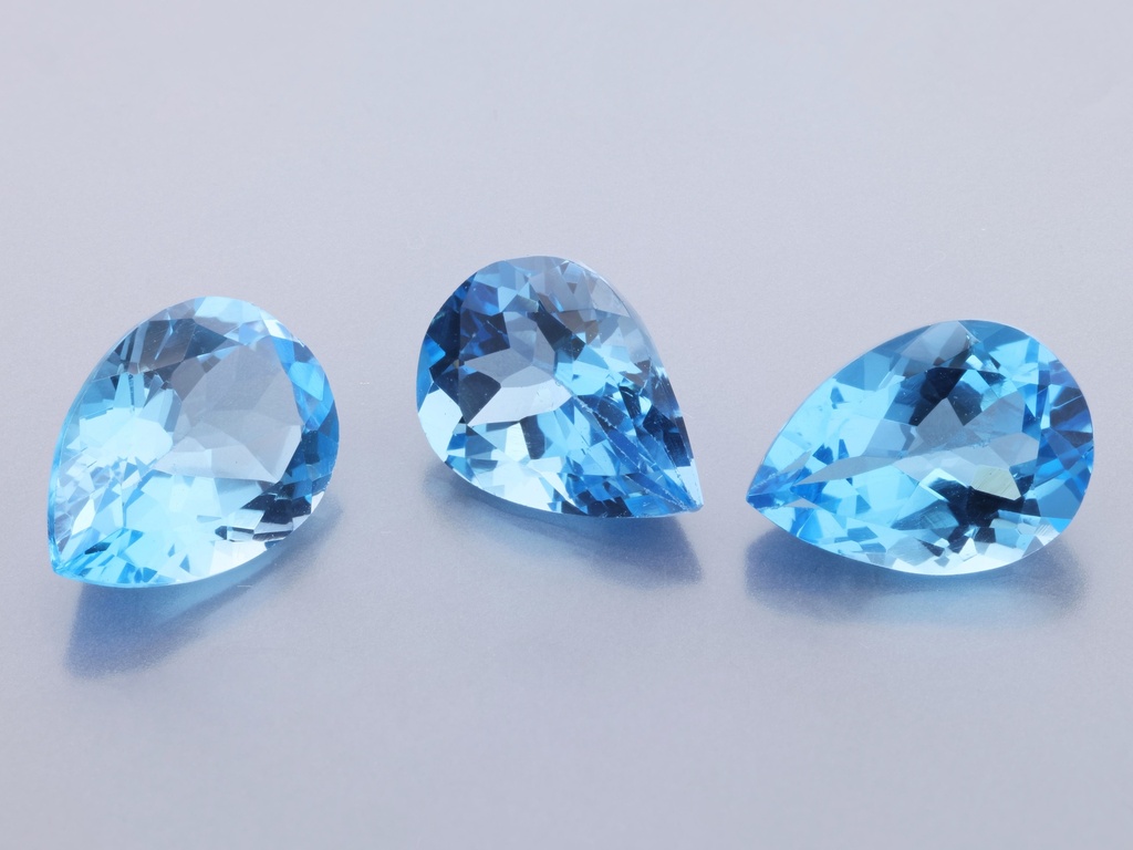Medium Blue Topaz 11x8mm Pear Shape