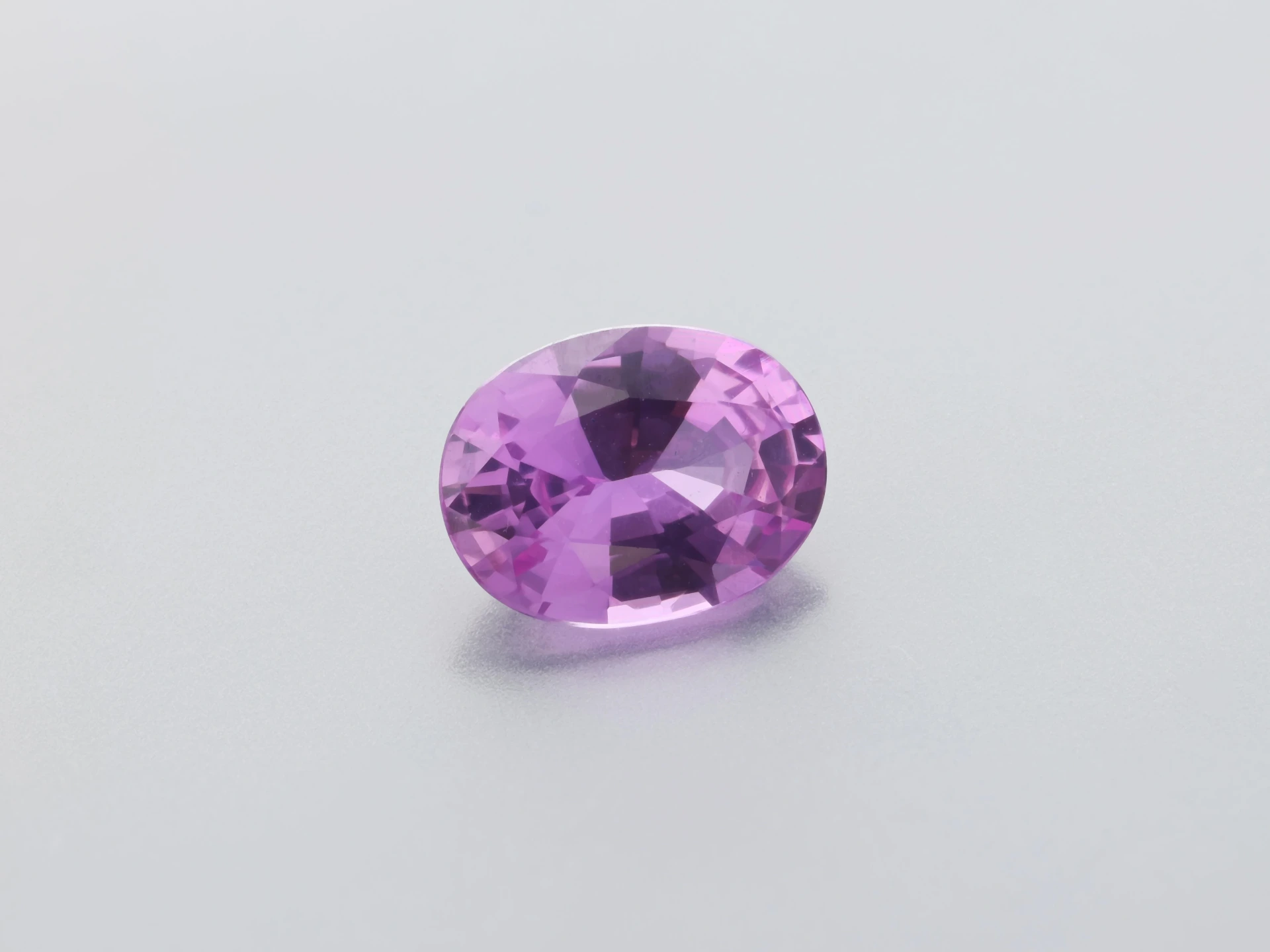 Pink Sapphire 5.85x4.44mm Oval Mid