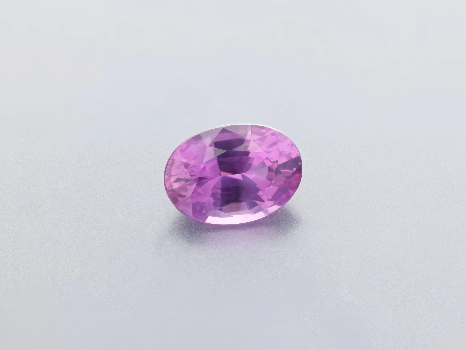 Pink Sapphire 6.4x4.54mm Oval Mid