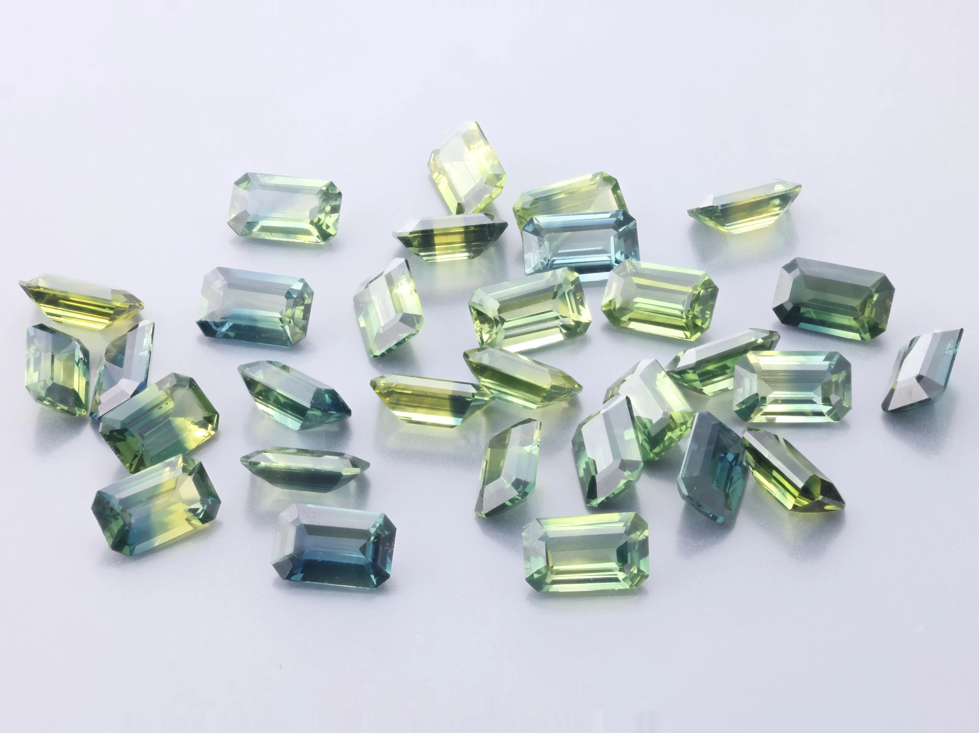 [SMOS0503] Parti Sapphire 5x3mm Emerald Cut