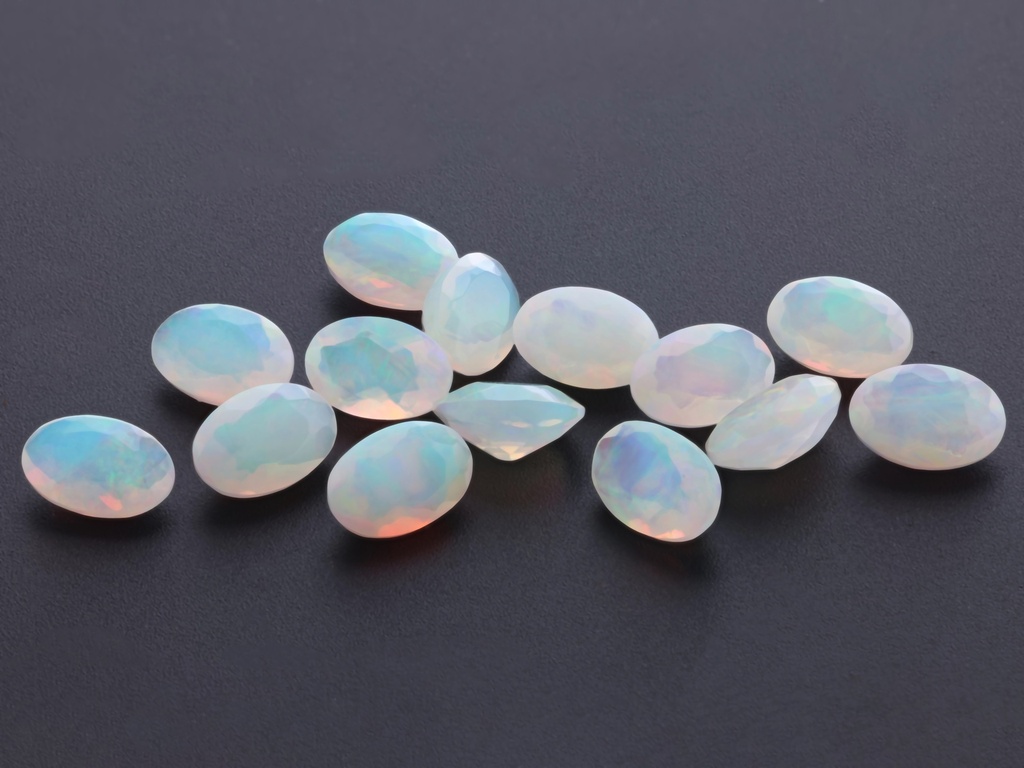 [NWVB0604P1] Ethiopian White Opal 6x4mm Oval Faceted