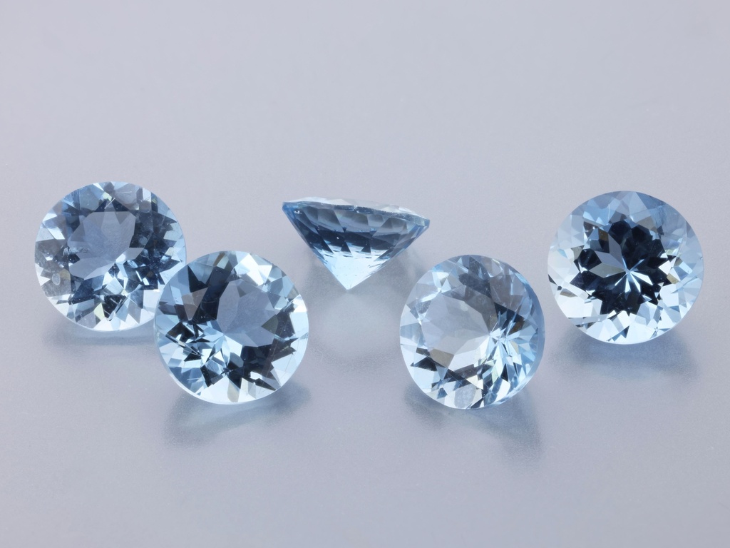 Aquamarine 6.00mm Round Dark Blue