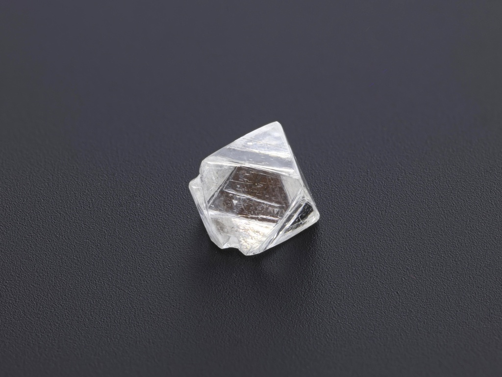 Diamond Octahedron Crystal 5.75mm +/-