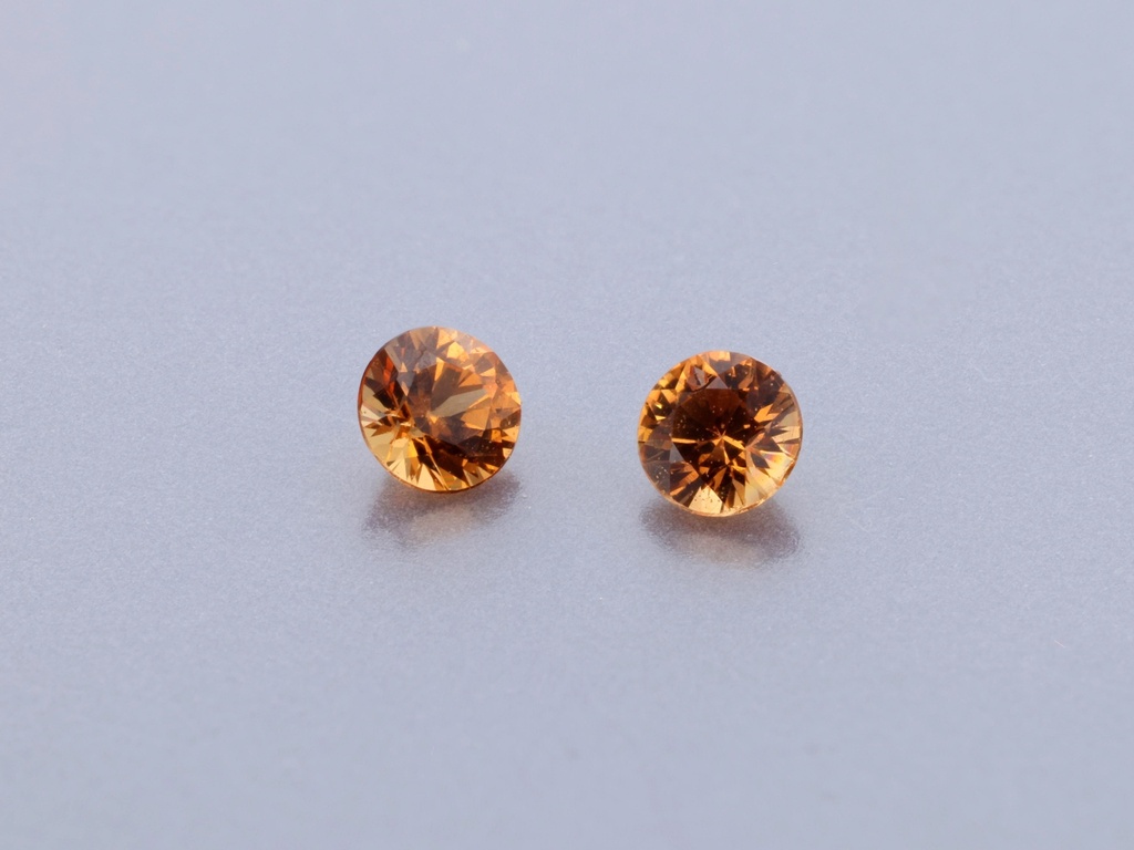Beryllium treated Sapphire 2.00mm Round Orange