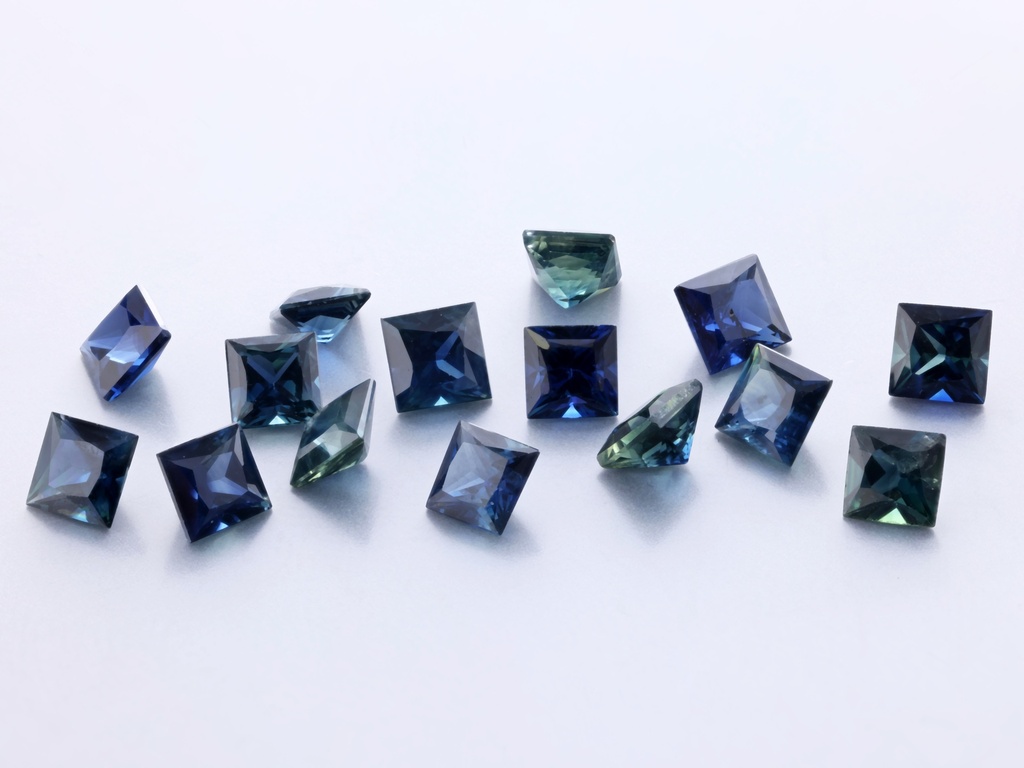 Australian Sapphire 3.25mm Princess Cut Mid Blue