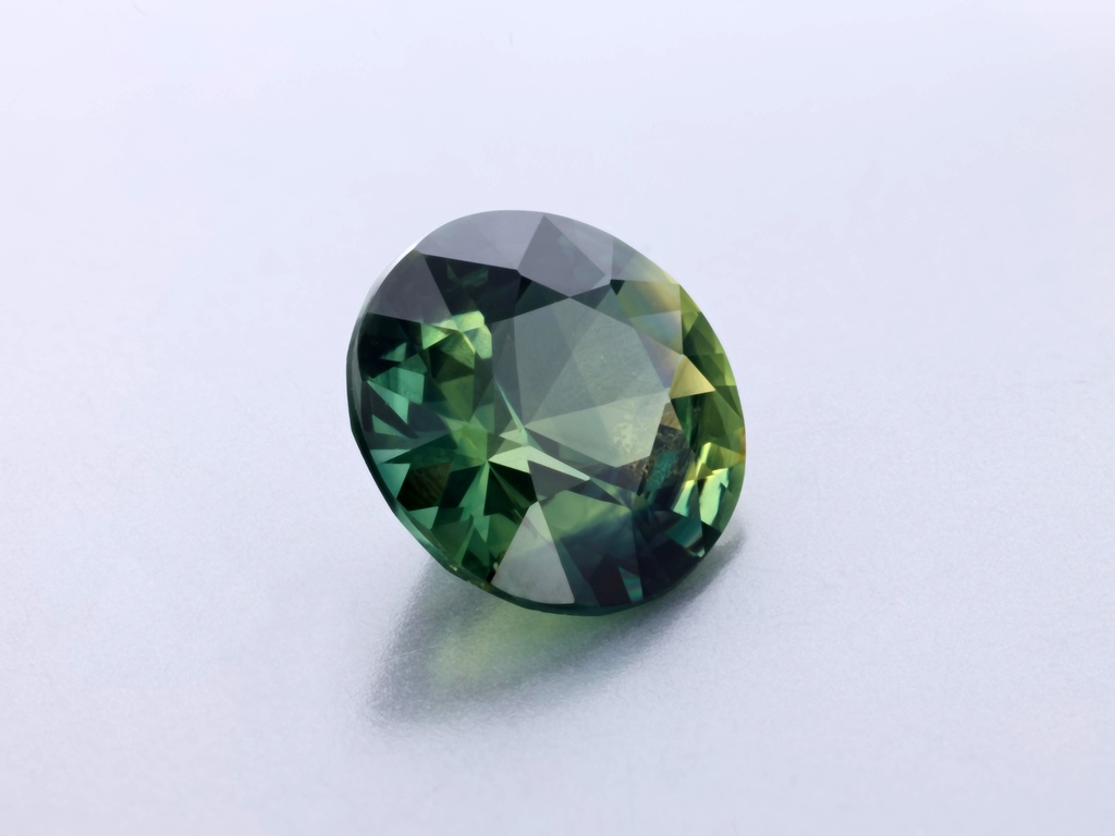 Parti Sapphire  6.90 x 6.90 x 3.90mm Round