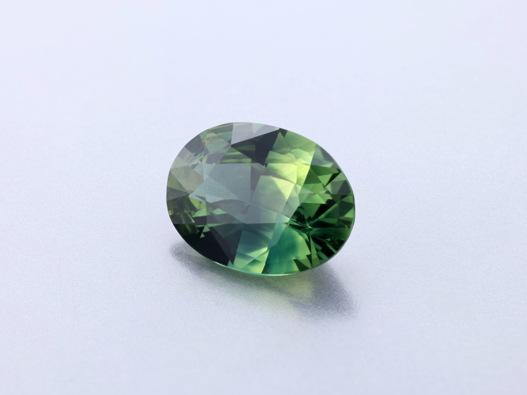 Parti Sapphire 6.85 x 4.96 x 2.92mm Oval