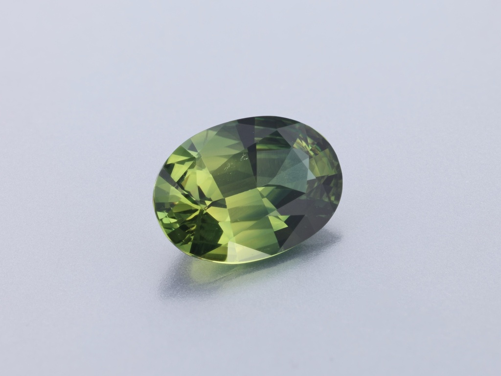 Parti Sapphire 7.04 x 5.04 x 2.84mm Oval