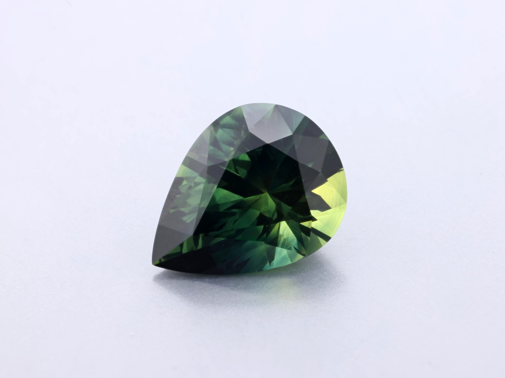 Parti Sapphire 7.64 x 5.91 x 3.88mm Pear Shape
