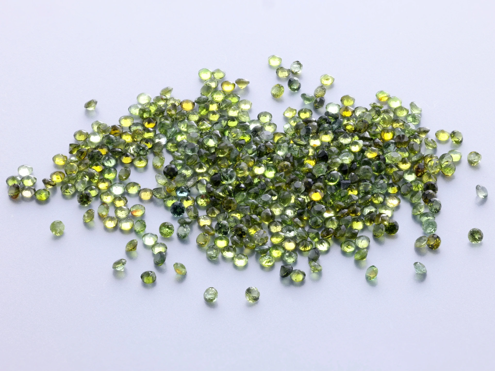 Green Tourmaline 1.00mm Round Diamond Cut