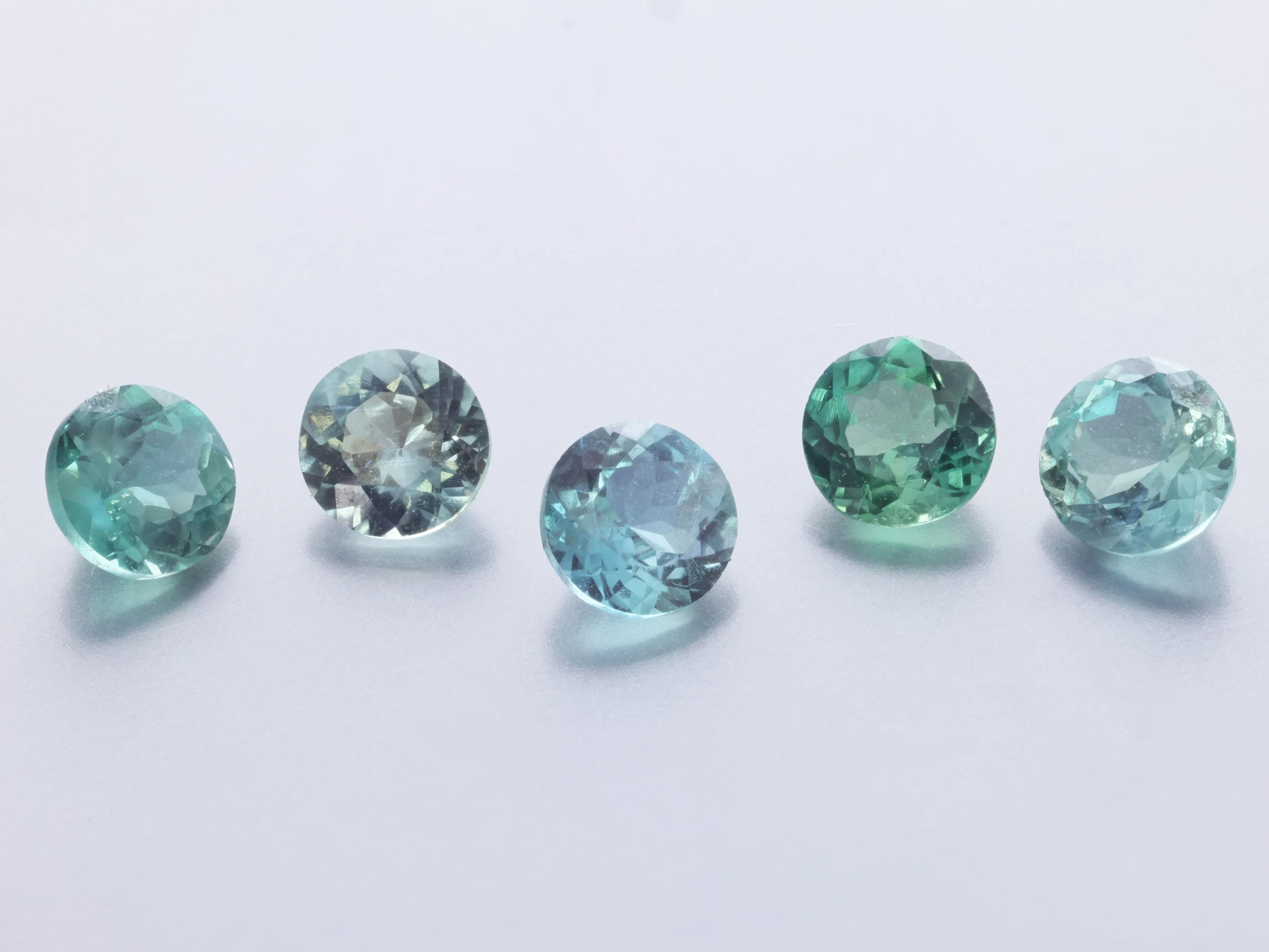 Alexandrite 4.00mm Round Diamond Cut