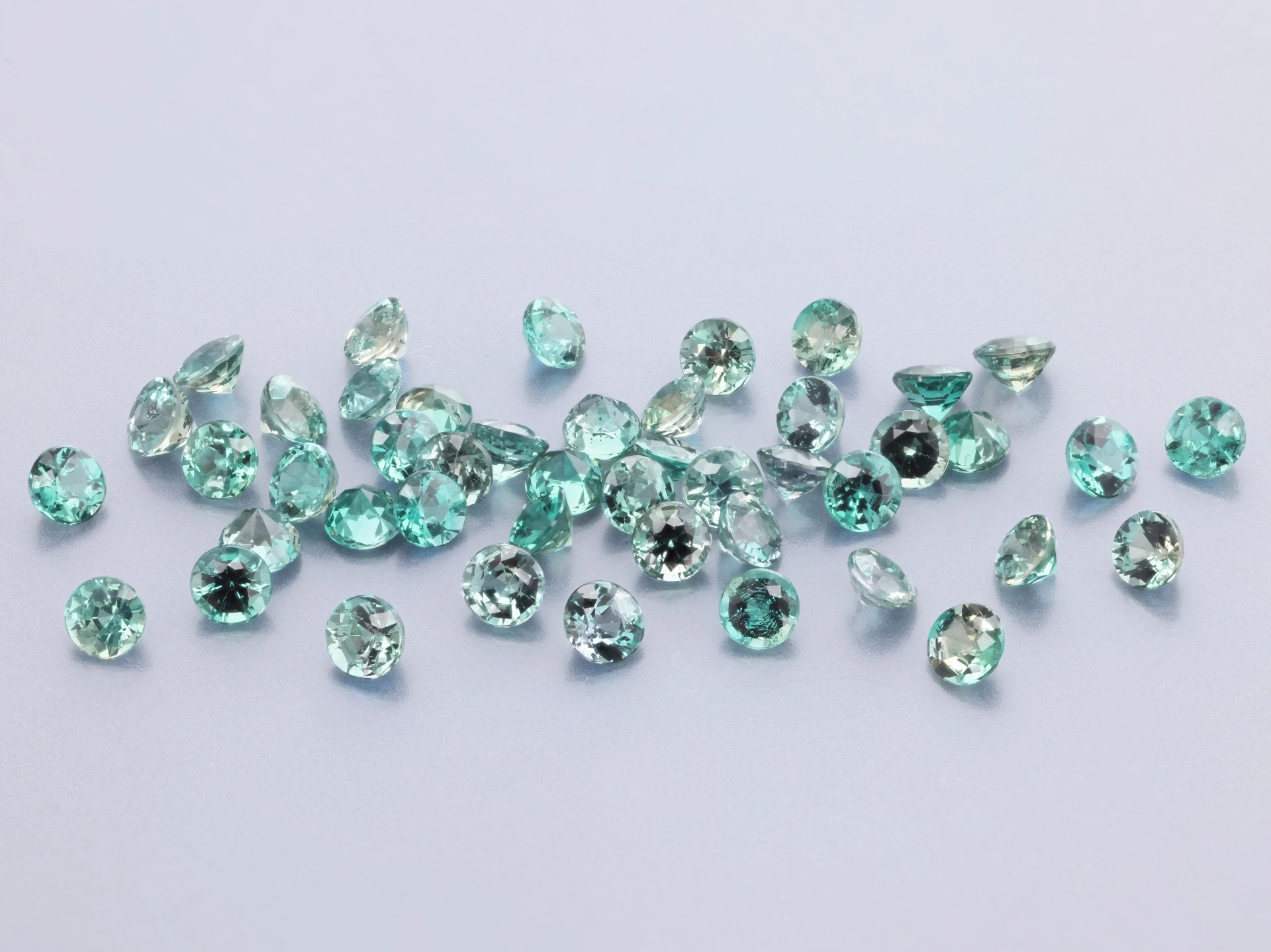 Alexandrite 2.00mm Round High Quality
