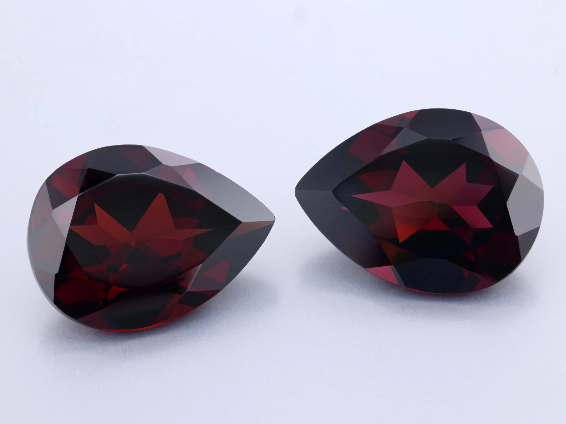Almandine Garnet 16x12mm Pear Shape