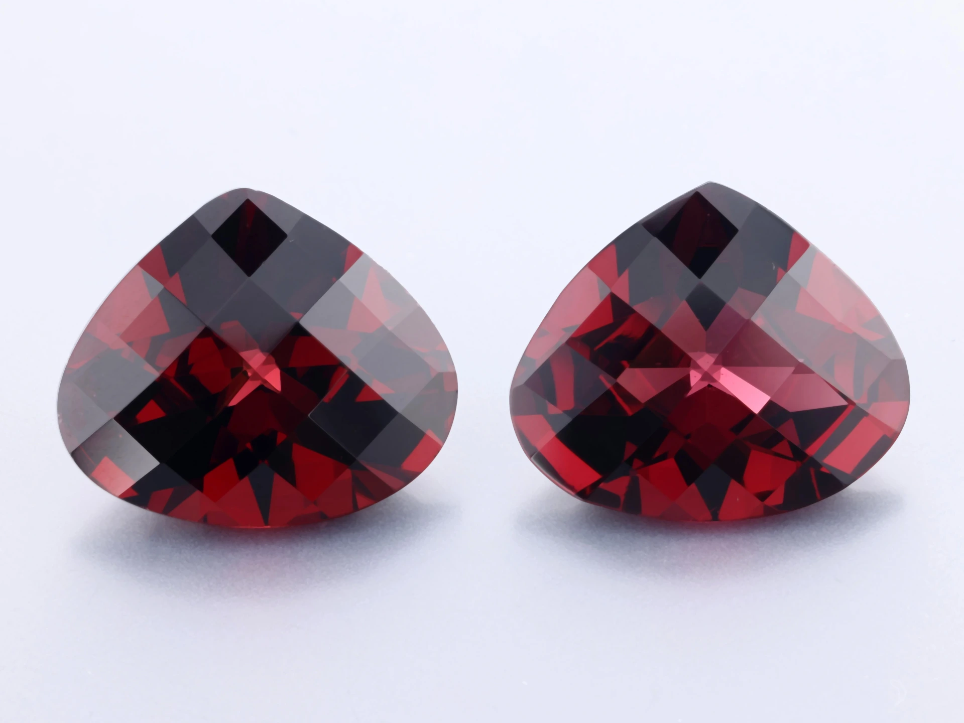 Almandine Garnet 12x10mm Pear Shape Chequerboard