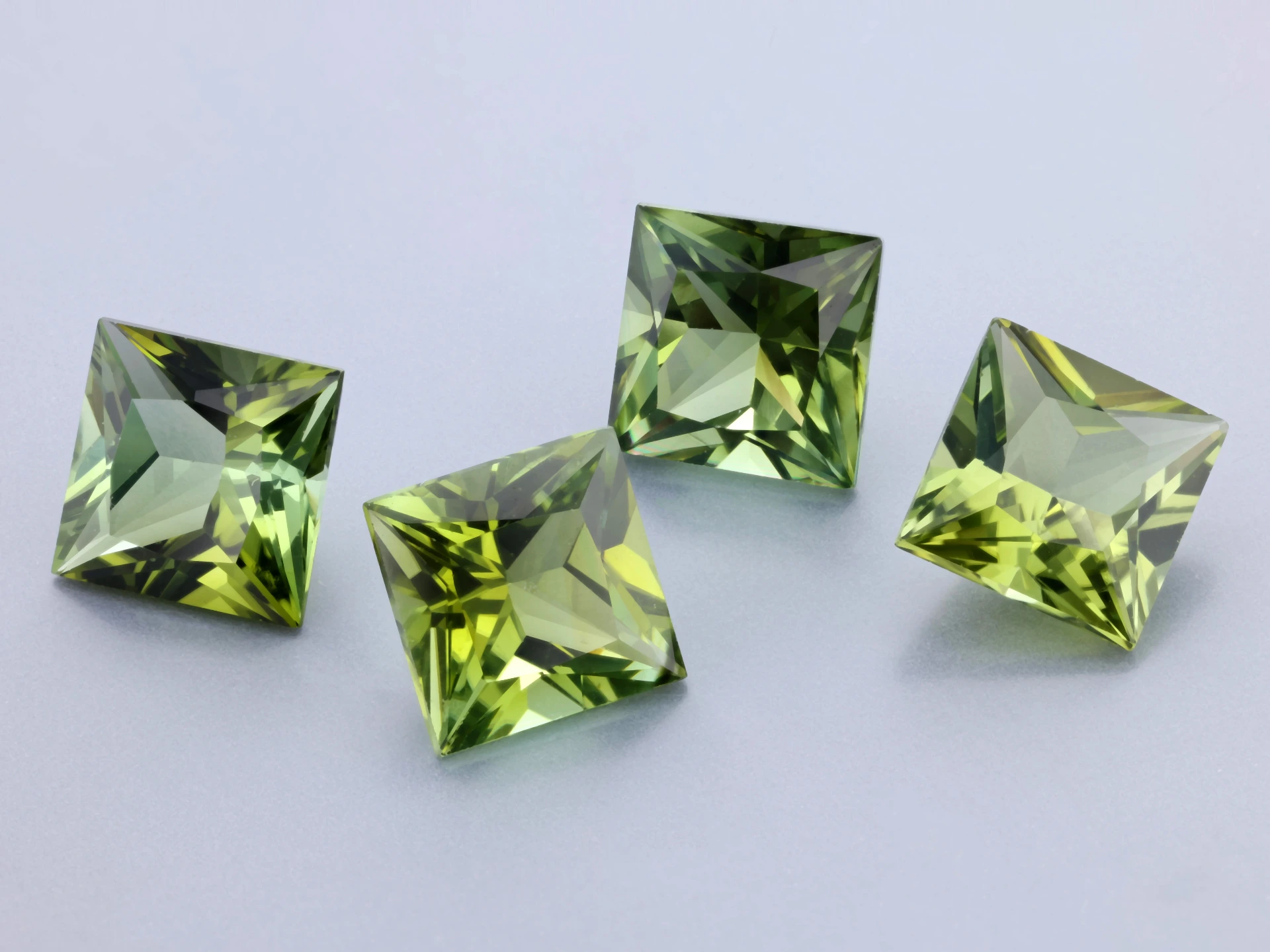 Green Tourmaline 7.00mm Princess Cut