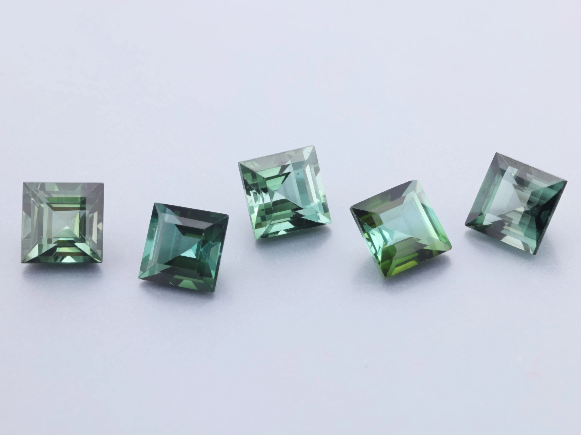 Green Tourmaline 5.00mm Carre Cut