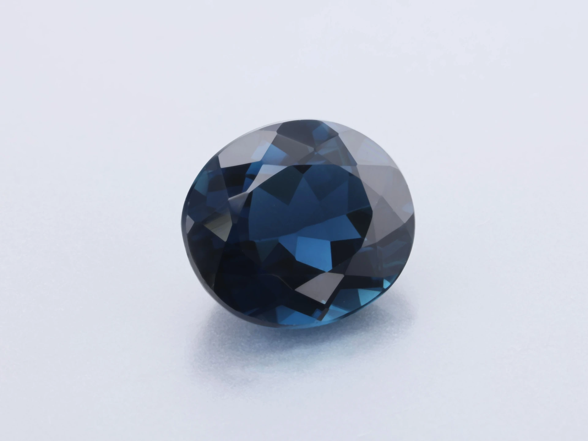 Blue Tourmaline 7x6mm Oval Dark