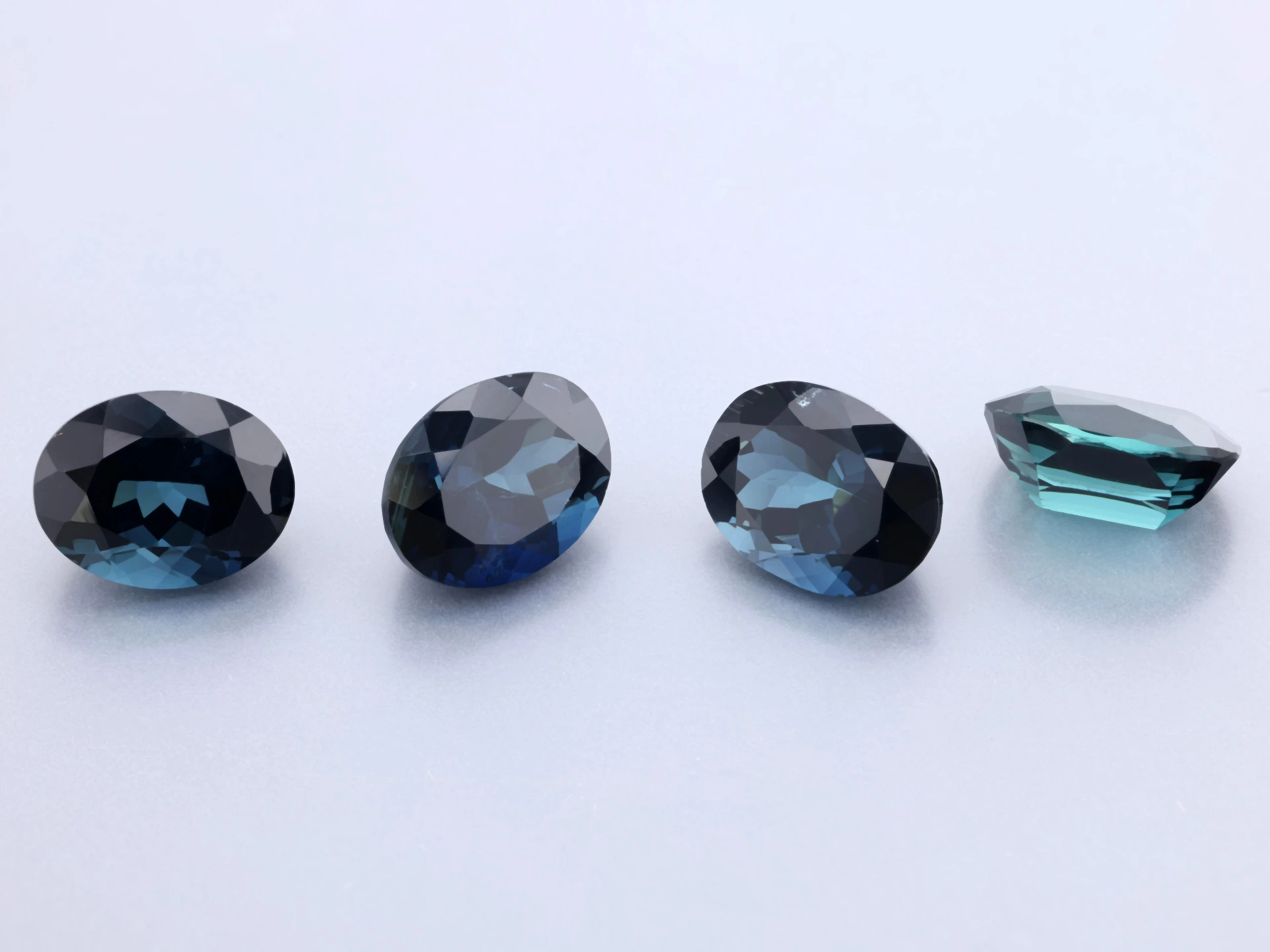 Blue Green Tourmaline 8x6mm Oval Dark