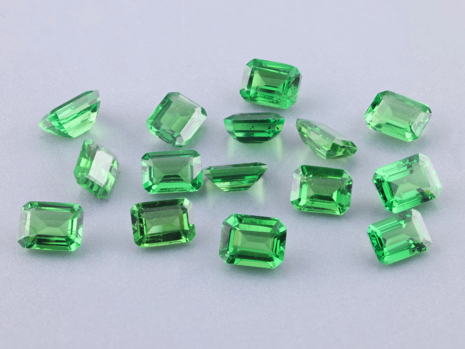 Tsavorite Garnet 4x3mm Emerald Cut
