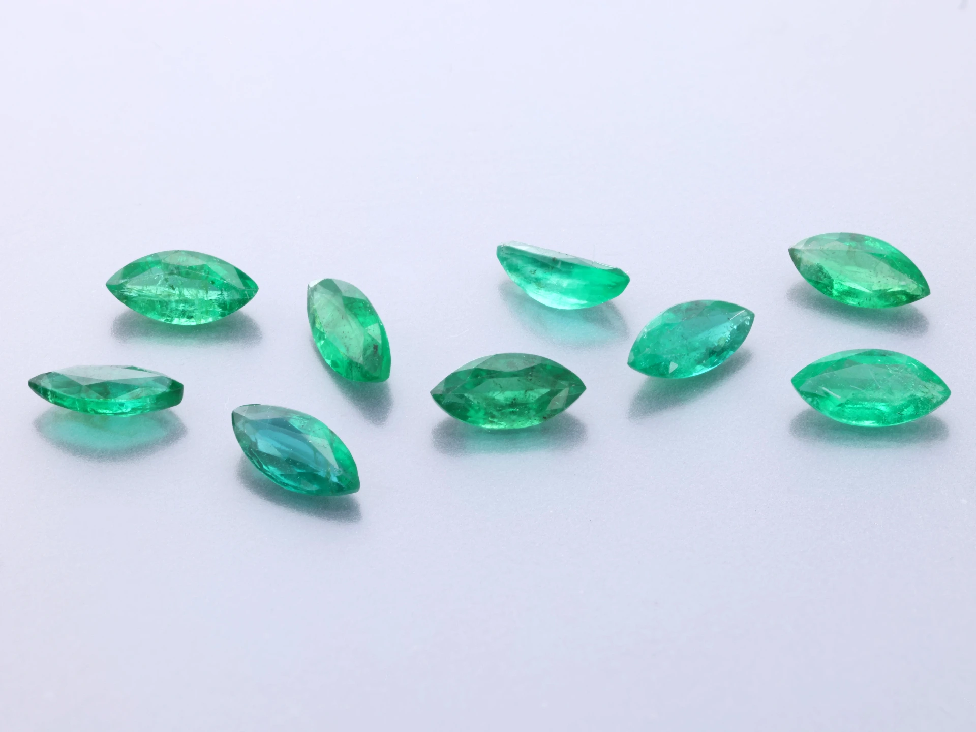 Emerald 5x2.5mm Marquise Dark Green