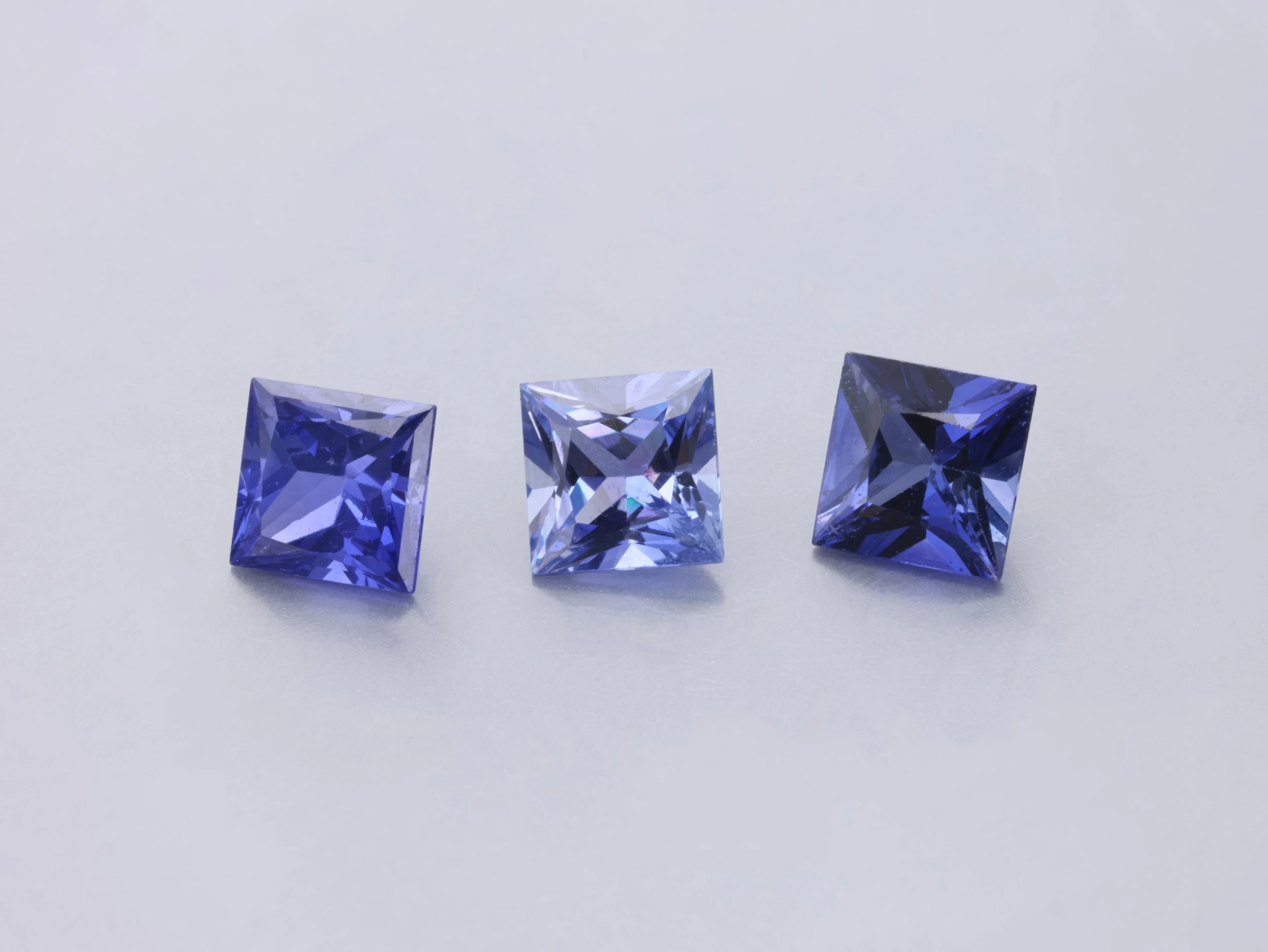 Purple Sapphire 4.00mm Princess Cut Blue