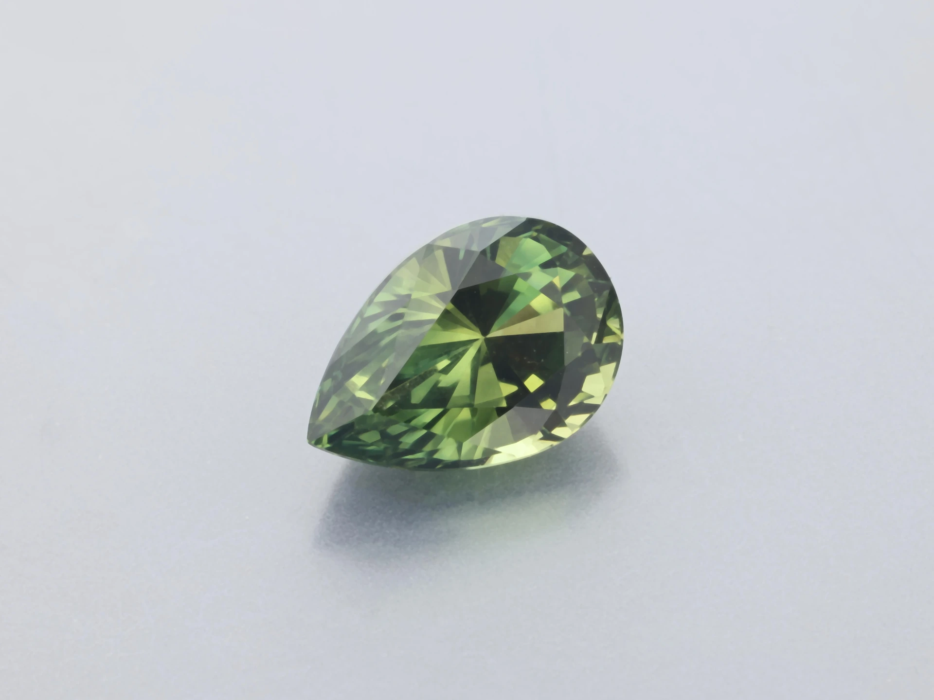 Parti Sapphire 7 x 5 x 4.17mm Pear Shape