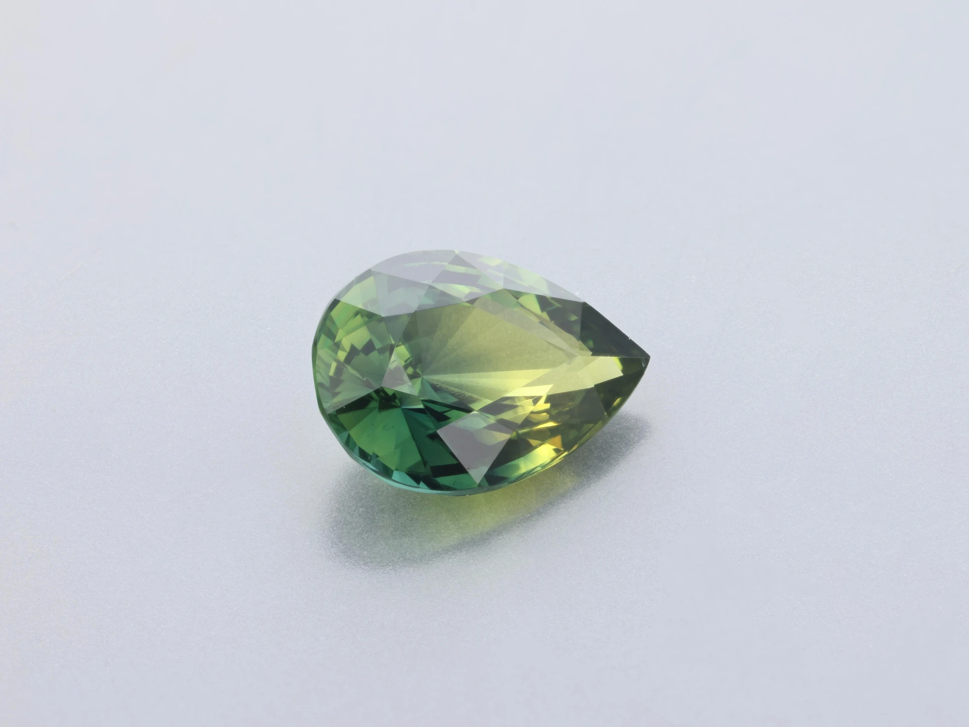 Parti Sapphire 7.15 x 5.16 x 3.25mm Pear Shape