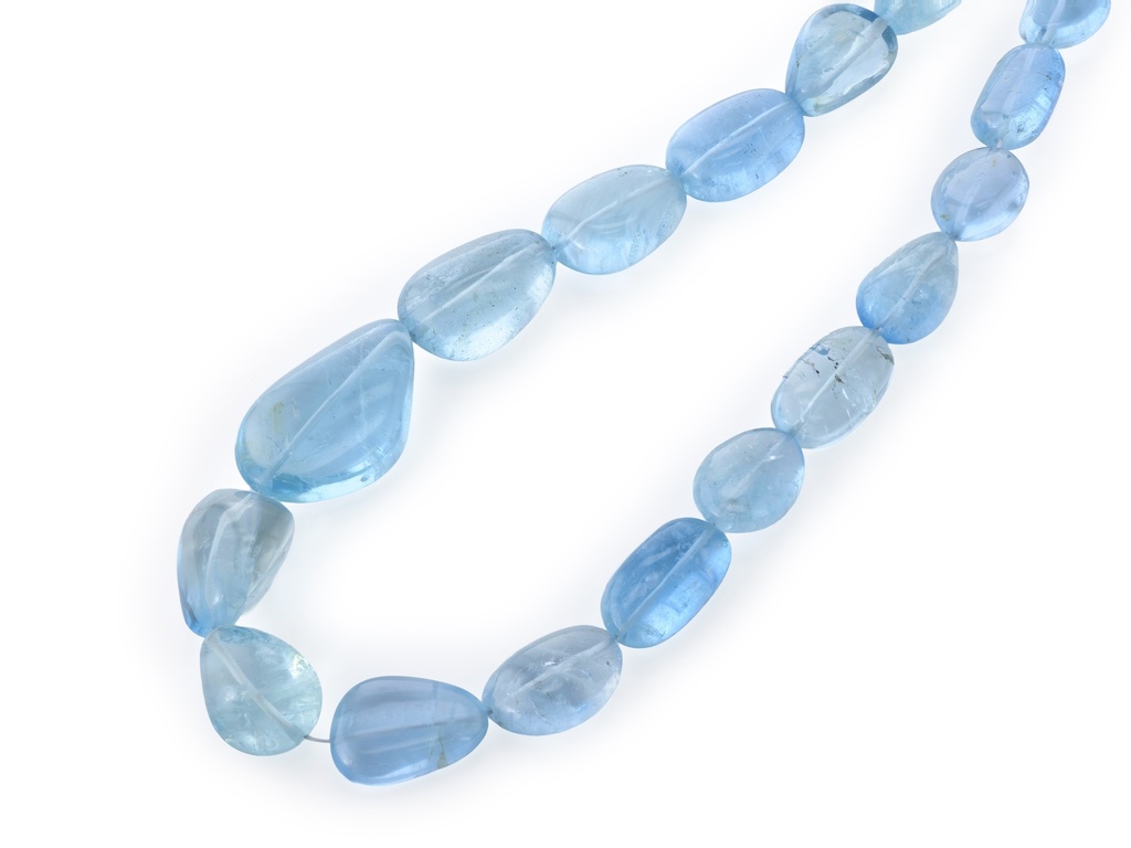 Aquamarine 12x8-24x15mm Pebble Strand