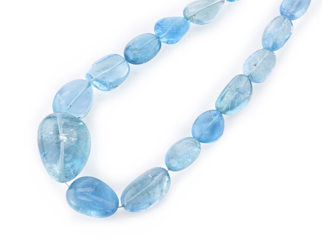 Aquamarine 10x8mm-25x18mm Pebble Strand