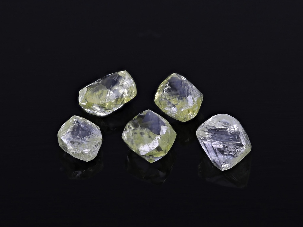 [DMFX0250X33] Diamond Crystals 2.5-3mm +/- set of 5