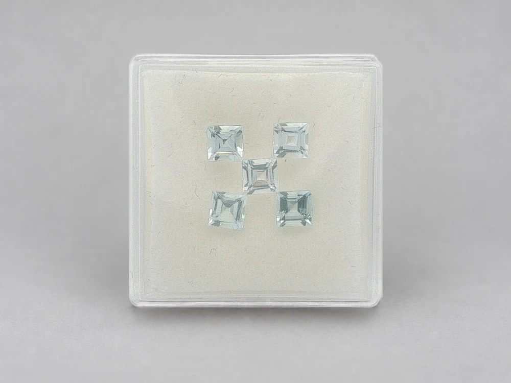 [BAQS0400X9] Aquamarine 4.00mm Carre Cut Mixed Set of 5